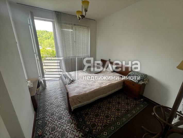 Продава КЪЩА, с. Бърложница, област София област, снимка 9 - Къщи - 55907813