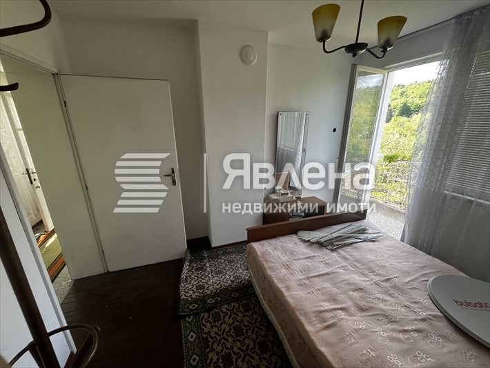 Продава КЪЩА, с. Бърложница, област София област, снимка 10 - Къщи - 55907813