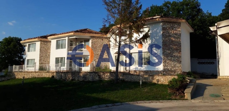 Продава  Хотел, област Добрич, с. Оброчище • 1 990 000 EUR • ID 44442893 — holmes.bg - [1] 