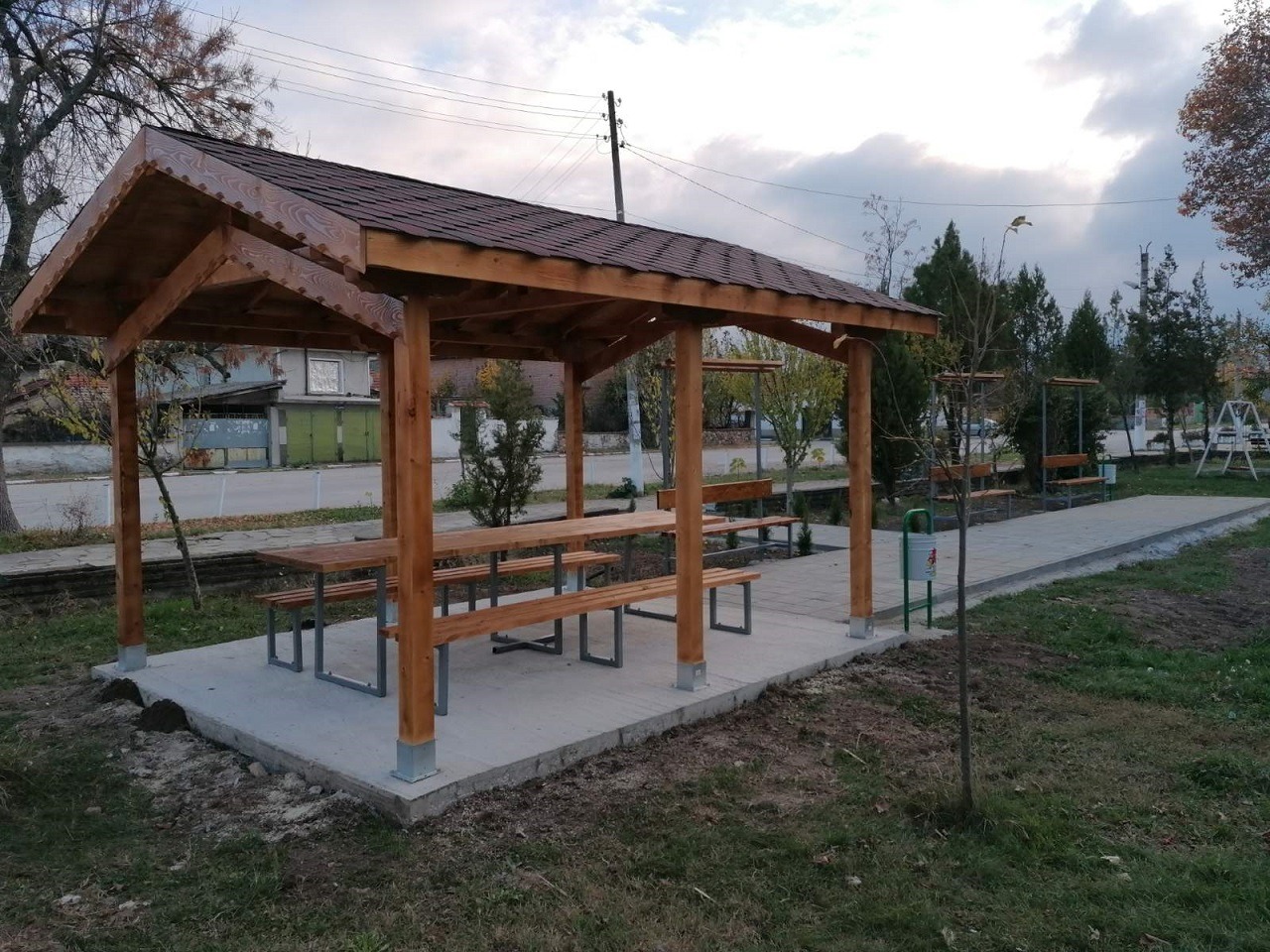 Продава КЪЩА, с. Леново, област Пловдив