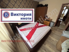 Продава 3-стаен град Велико Търново Колю Фичето - [1] 