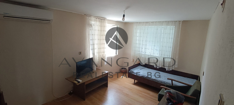Eladó  Ház régió Plovdiv , Branipole , 171 négyzetméter | 48748099 - kép [2]