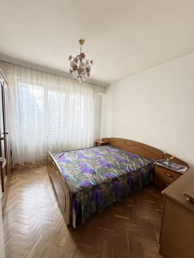 2 Schlafzimmer Buzludscha, Weliko Tarnowo 4