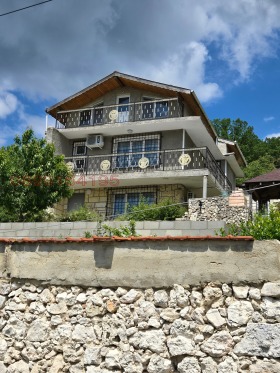 Villa Batovo, région de Dobritch