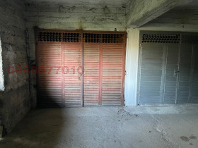 ГАРАЖ, ПАРКОМЯСТО, 18 m2