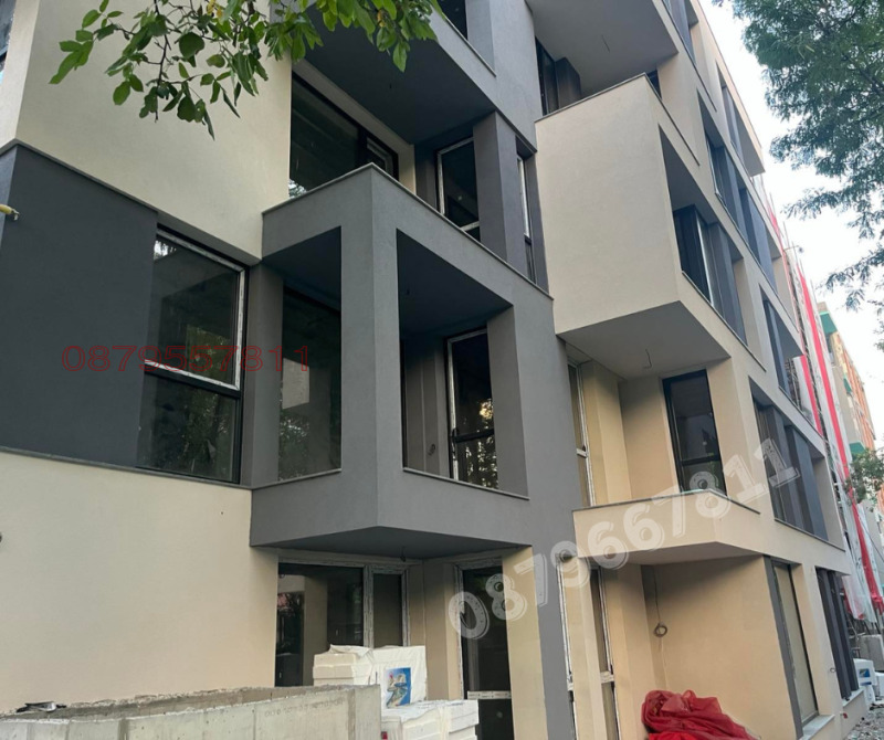 Продава  2-стаен град София , Витоша , 104 кв.м | 29905220