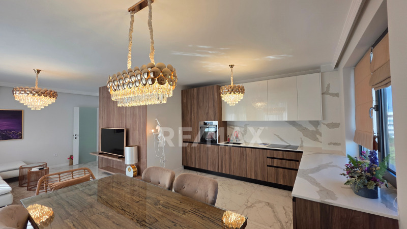 À venda  2 quartos Plovdiv , Kiutchuk Parij , 190 m² | 52847139 - imagem [2]