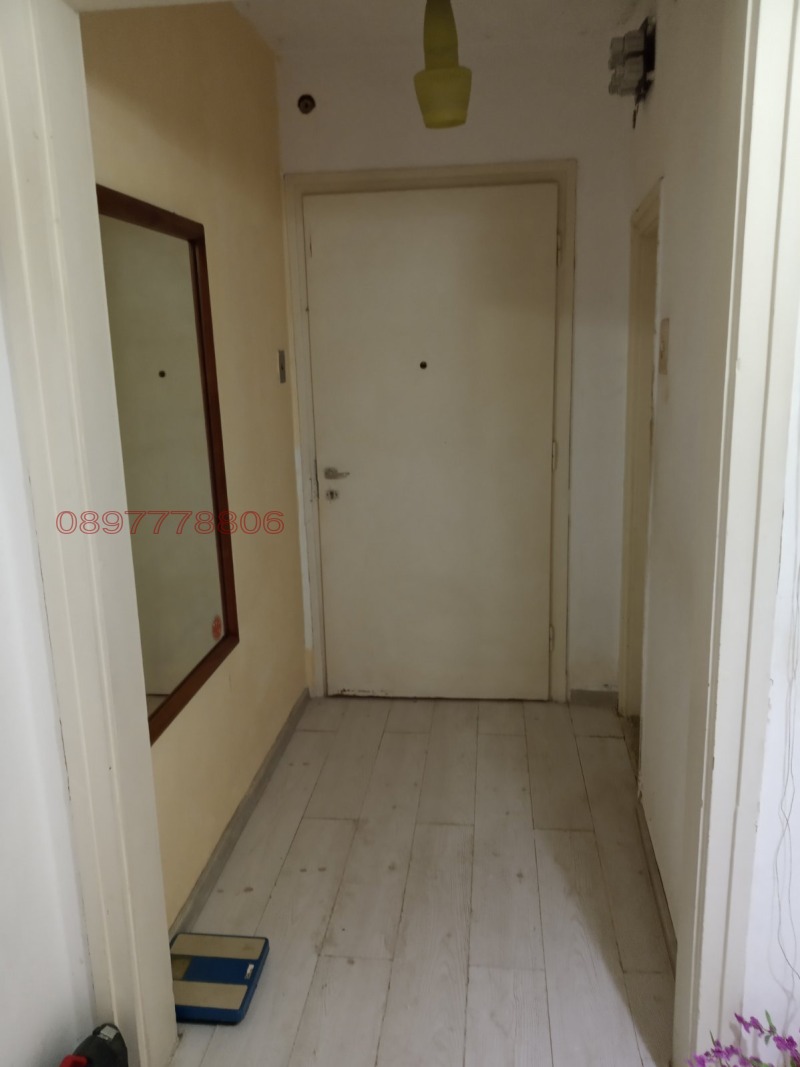 Продава 3-СТАЕН, гр. Ямбол, Център, снимка 2 - Апартаменти - 52785883