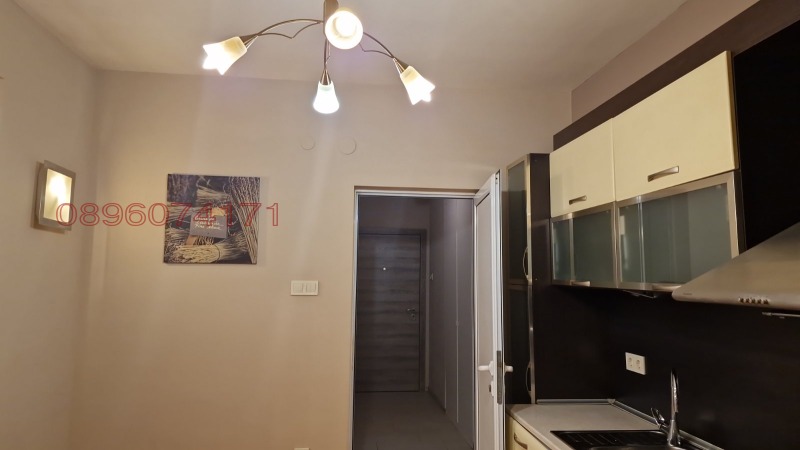 Продава 3-СТАЕН, гр. София, Гео Милев, снимка 3 - Апартаменти - 53019034