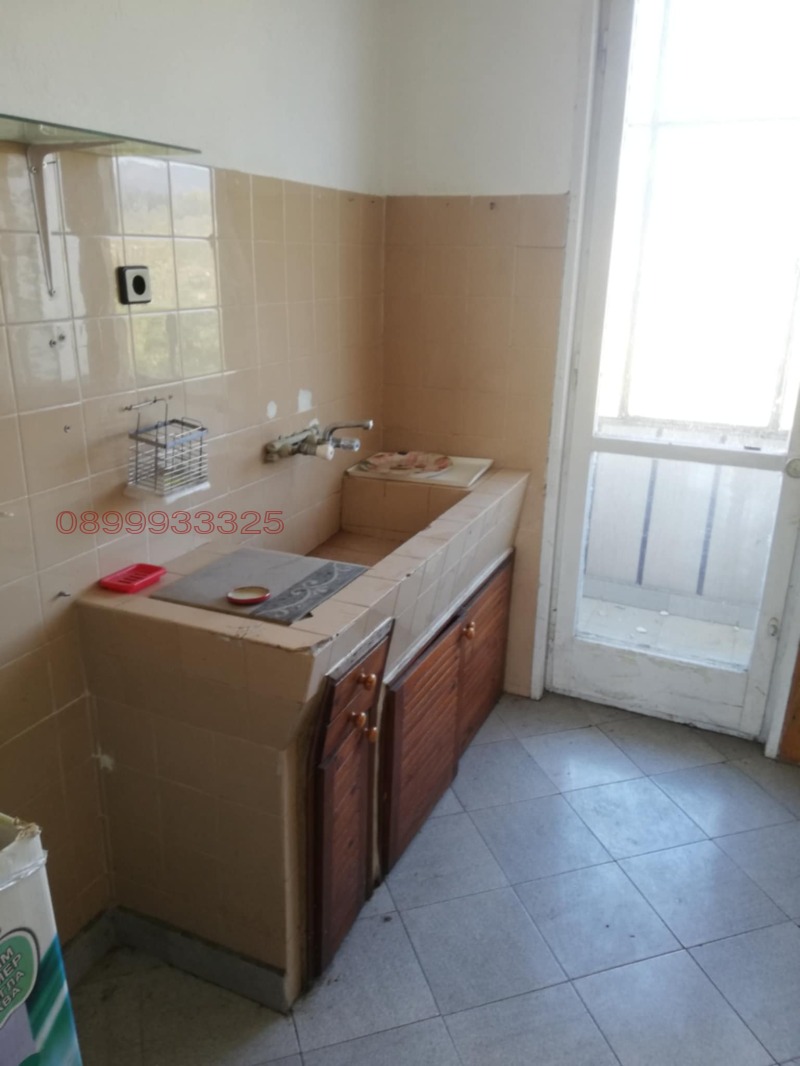 Продава 4-СТАЕН, гр. Казанлък, област Стара Загора, снимка 2 - Апартаменти - 52784379