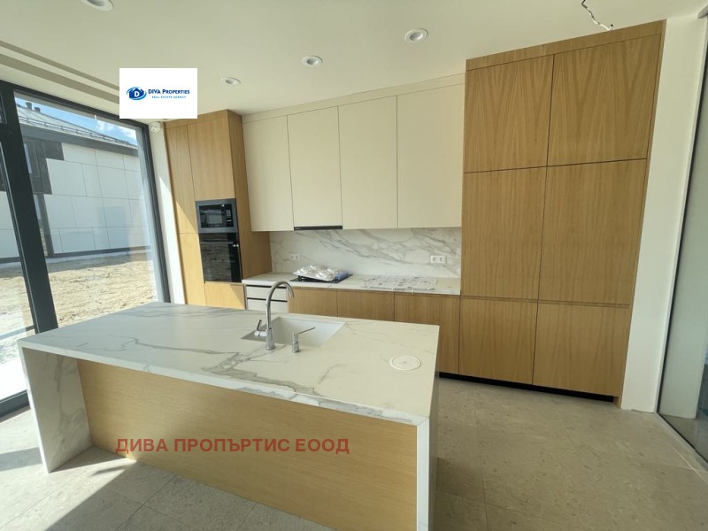 Продава КЪЩА, гр. Самоков, област София област, снимка 2 - Къщи - 49593848