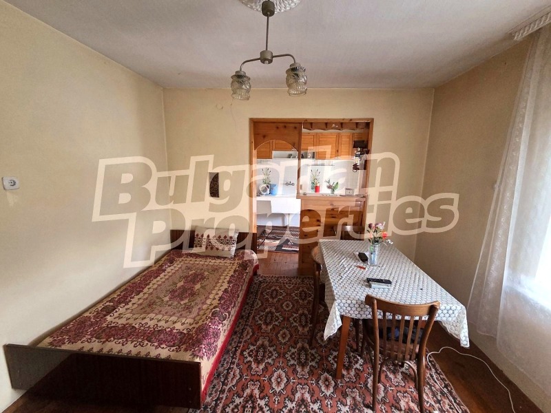 Продава КЪЩА, с. Кадиево, област Пловдив, снимка 12 - Къщи - 53018471