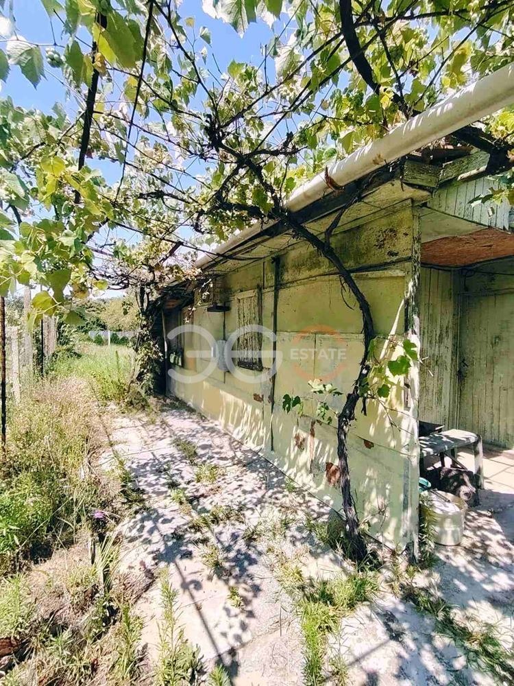 Продава КЪЩА, гр. Варна, м-т Боровец - север