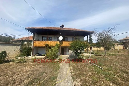 Продава КЪЩА, с. Ресен, област Велико Търново