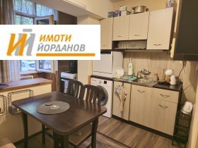 Продава 2-стаен град Велико Търново Център - [1] 