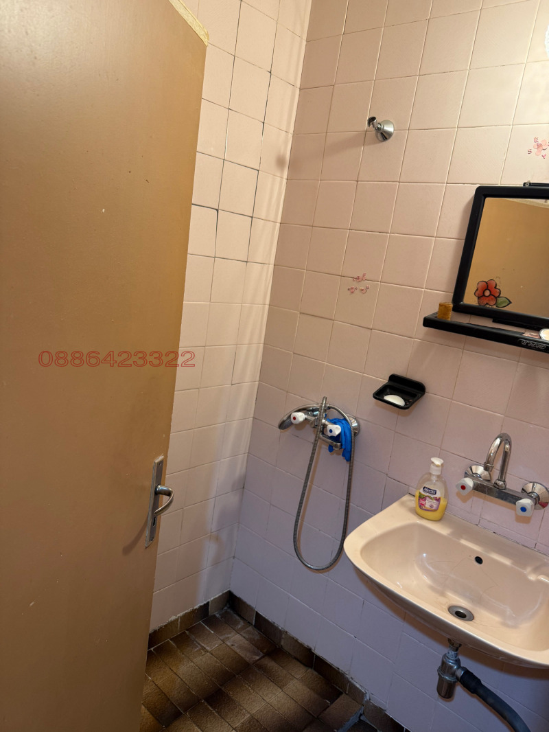 Продава 2-СТАЕН, гр. Ловеч, Младост, снимка 9 - Апартаменти - 52779522