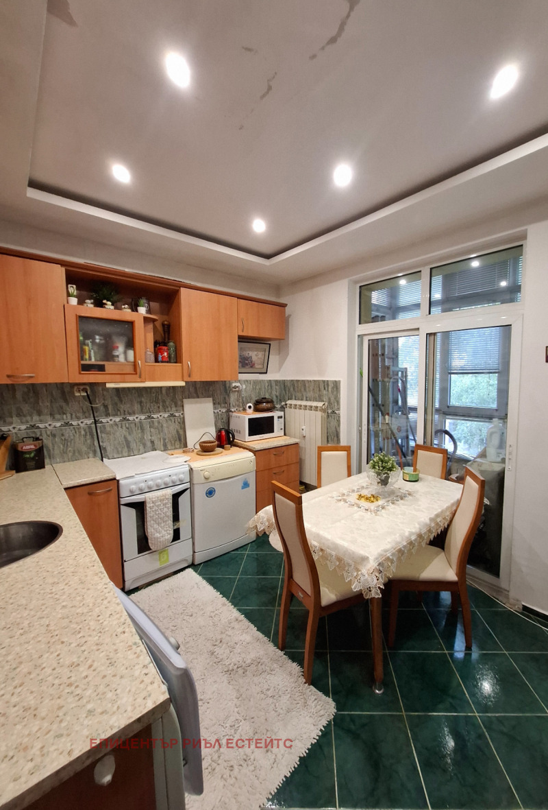 For Sale  2 bedroom Pernik , Iztok , 75 sq.m | 53385302 - image [3]