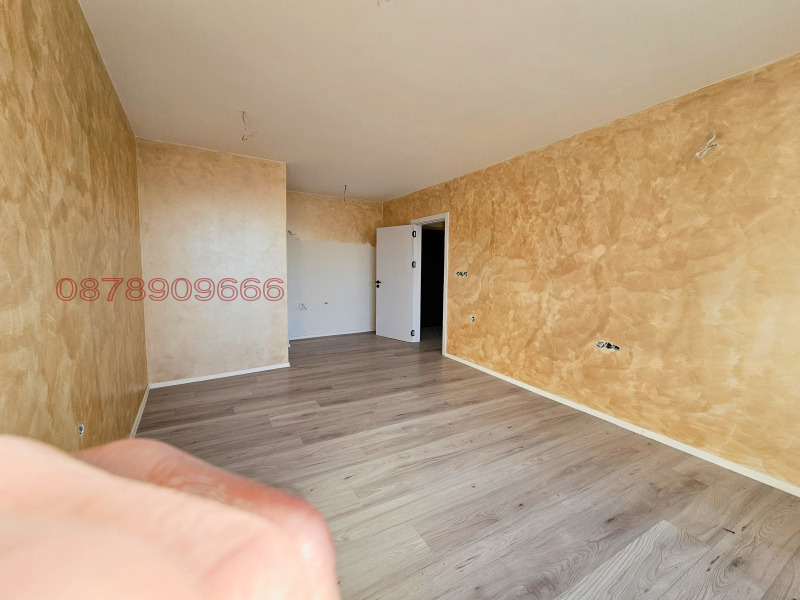 Продава 4-СТАЕН, гр. Плевен, Широк център, снимка 11 - Апартаменти - 53131901