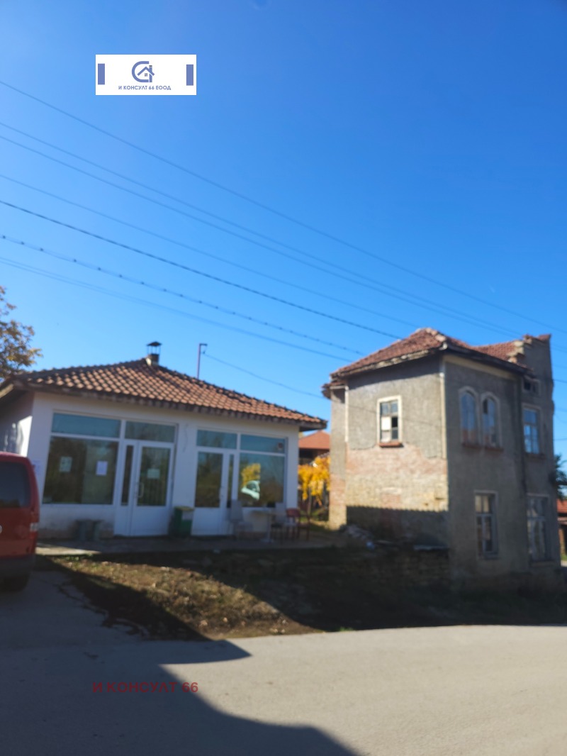 Продава МАГАЗИН, област Ловеч, с. Пресяка • 58000 € / 113438.14 лв. • 93766611 1