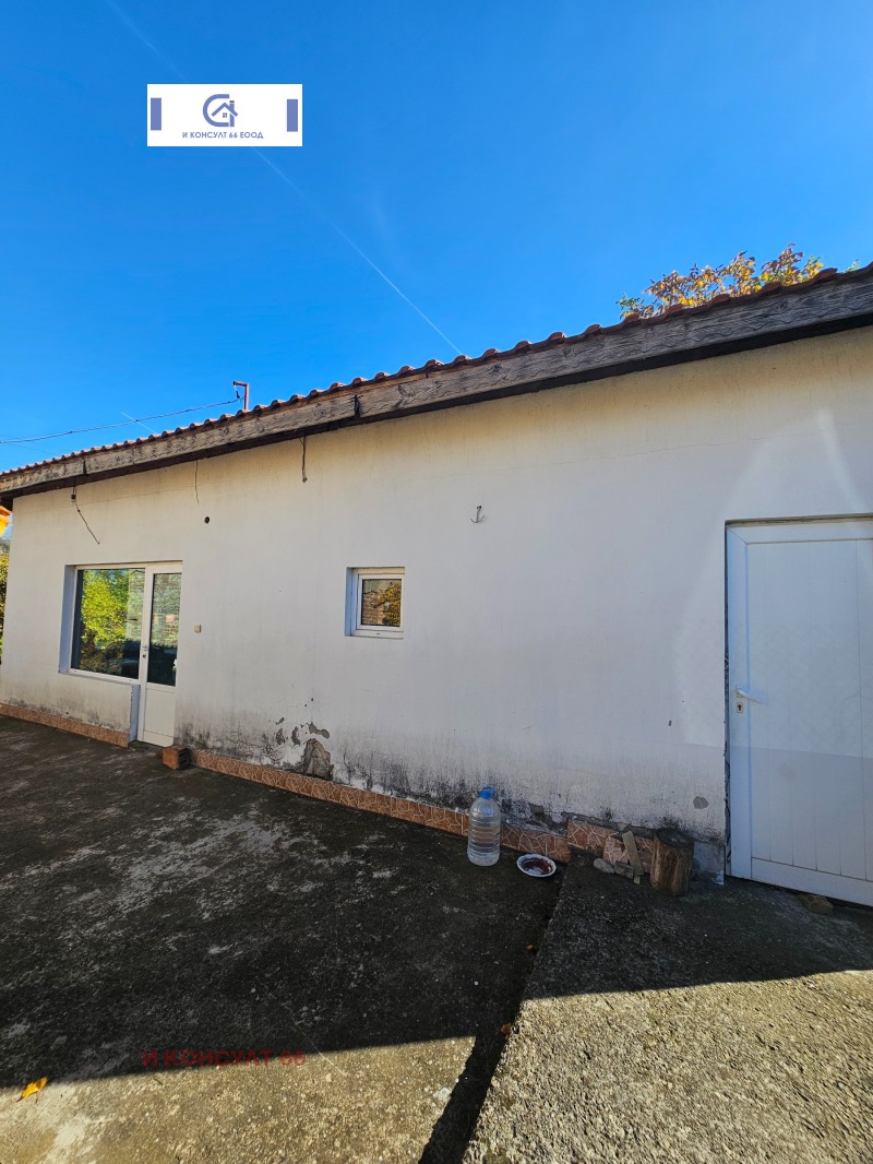 Продава МАГАЗИН, с. Пресяка, област Ловеч, снимка 2 - Магазини - 52569527