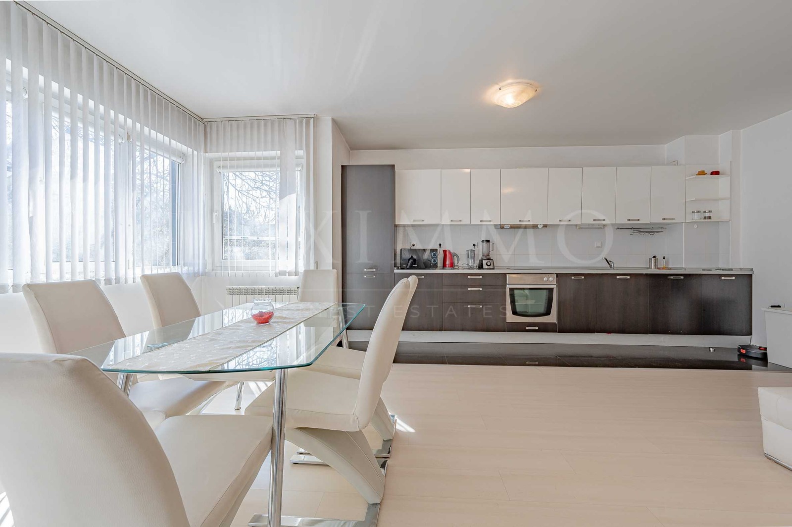 Продава 3-СТАЕН, гр. София, Иван Вазов, снимка 3 - Апартаменти - 53871109