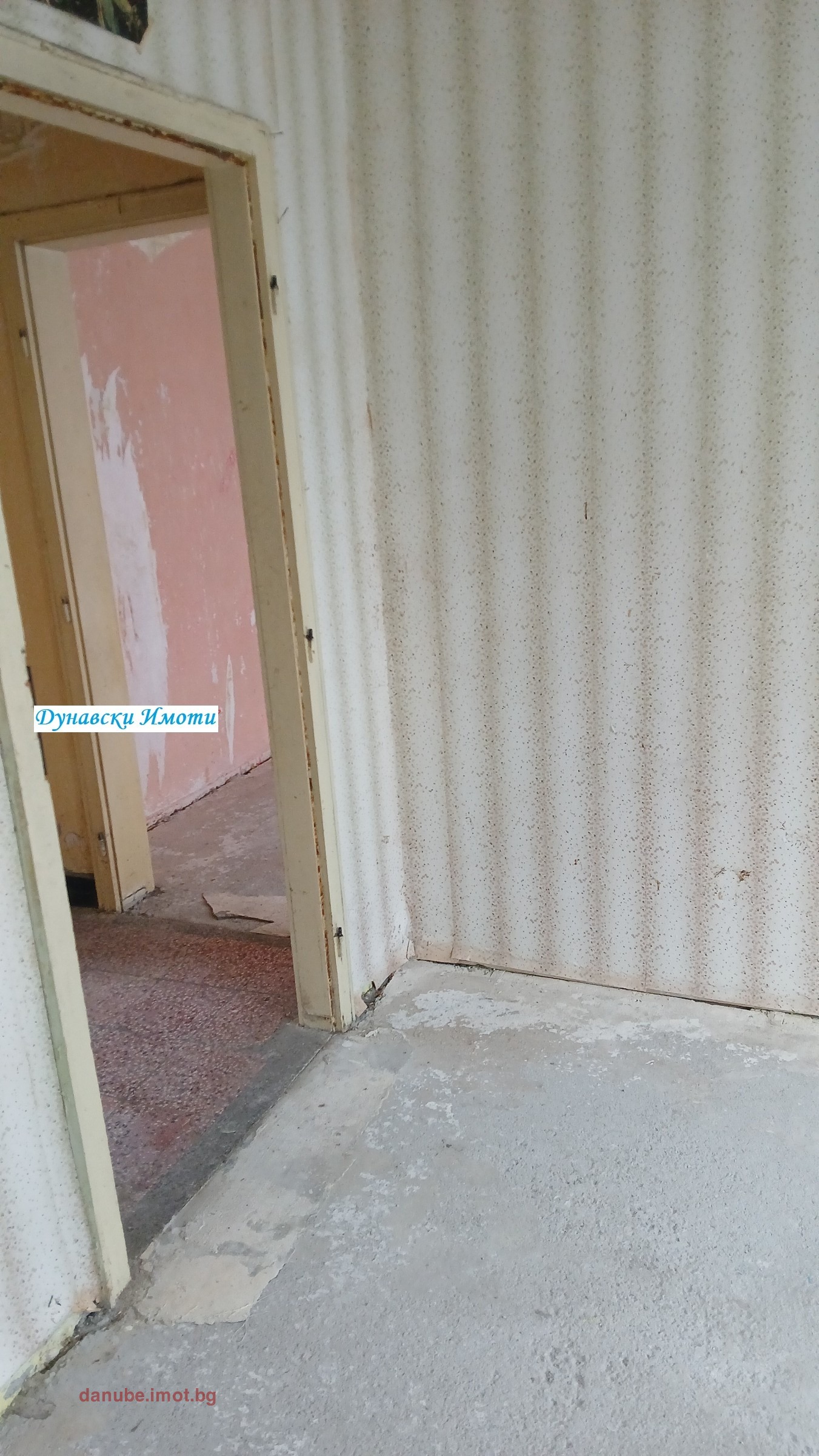Продава 3-СТАЕН, гр. Русе, Здравец Изток, снимка 2 - Апартаменти - 55605786