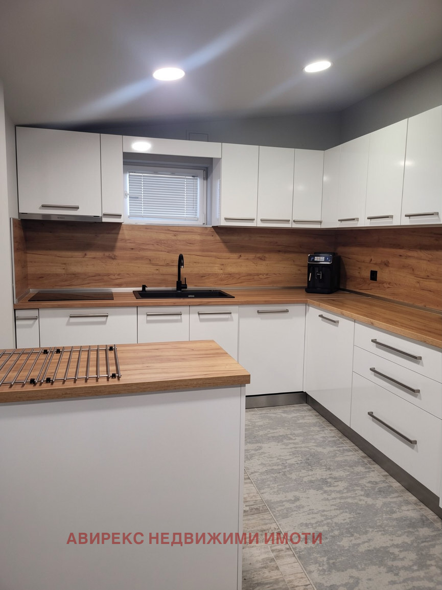 Продава КЪЩА, гр. Пловдив, Прослав, снимка 2 - Къщи - 56681495