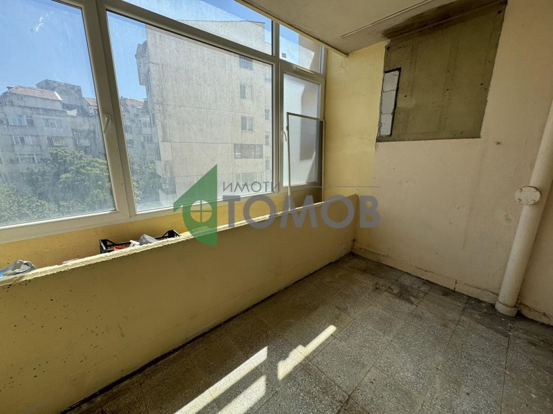 De vânzare  2 dormitoare Șumen , Țentâr , 90 mp | 36929142 - imagine [7]