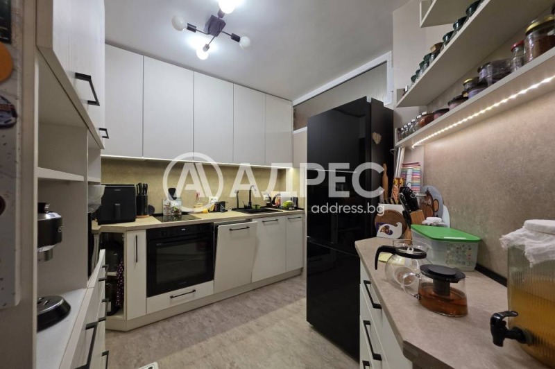 Продава 3-СТАЕН, гр. София, Борово, снимка 10 - Апартаменти - 52985552