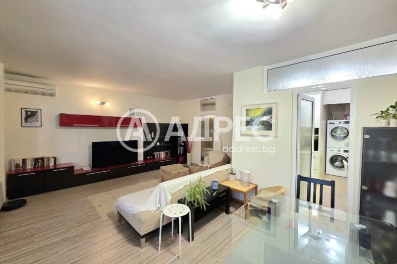 Продава 3-СТАЕН, гр. София, Борово, снимка 2 - Апартаменти - 52985552