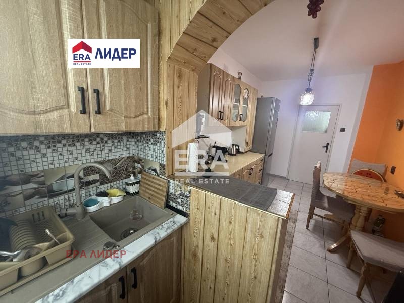 Продава 3-СТАЕН, гр. Русе, Родина 2, снимка 4 - Апартаменти - 54716365