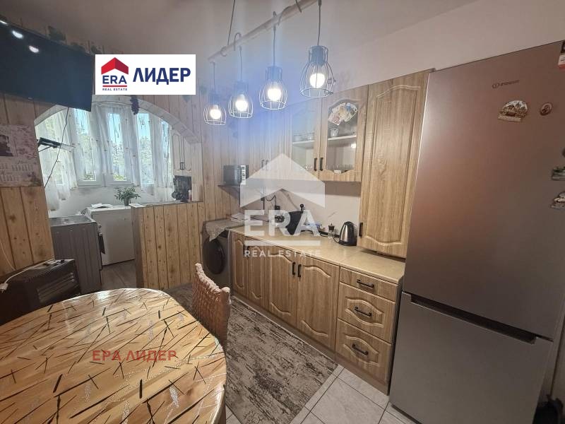 Продава 3-СТАЕН, гр. Русе, Родина 2, снимка 6 - Апартаменти - 54716365