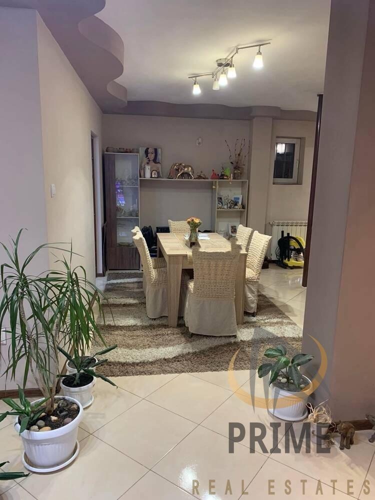 Продава  Многостаен град Бургас , Меден рудник - зона А , 160 кв.м | 47742892