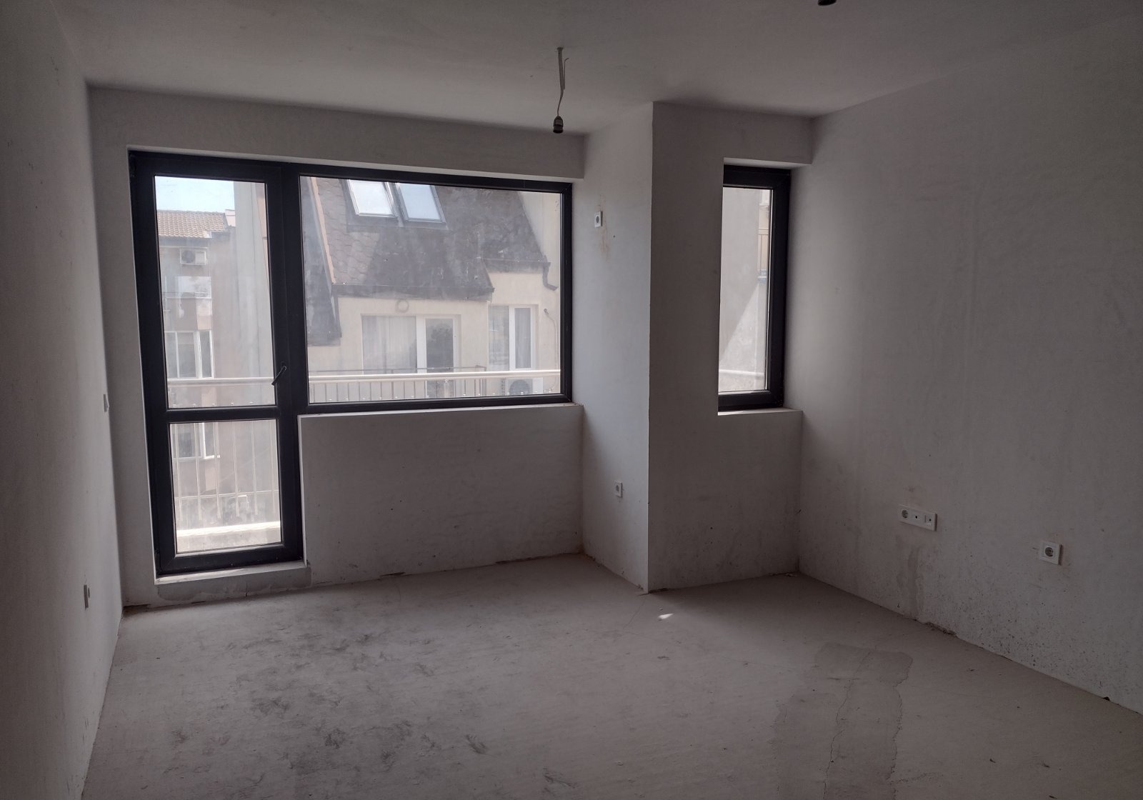 Продава МНОГОСТАЕН, гр. Варна, Колхозен пазар, снимка 2 - Апартаменти - 54050559