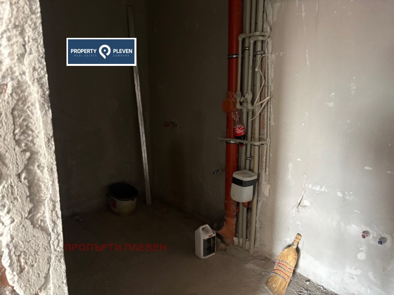 Продава 4-СТАЕН, гр. Плевен, Широк център, снимка 4 - Апартаменти - 53272319