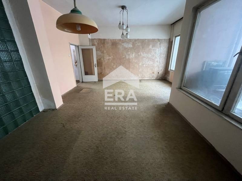 Продава 3-СТАЕН, гр. Варна, ВИНС-Червен площад, снимка 3 - Апартаменти - 53339187