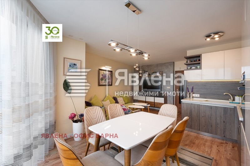 Продава 3-СТАЕН, гр. Варна, Бриз, снимка 3 - Апартаменти - 54716767