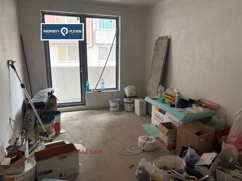 Продава 4-СТАЕН, гр. Плевен, Широк център, снимка 2 - Апартаменти - 53272319