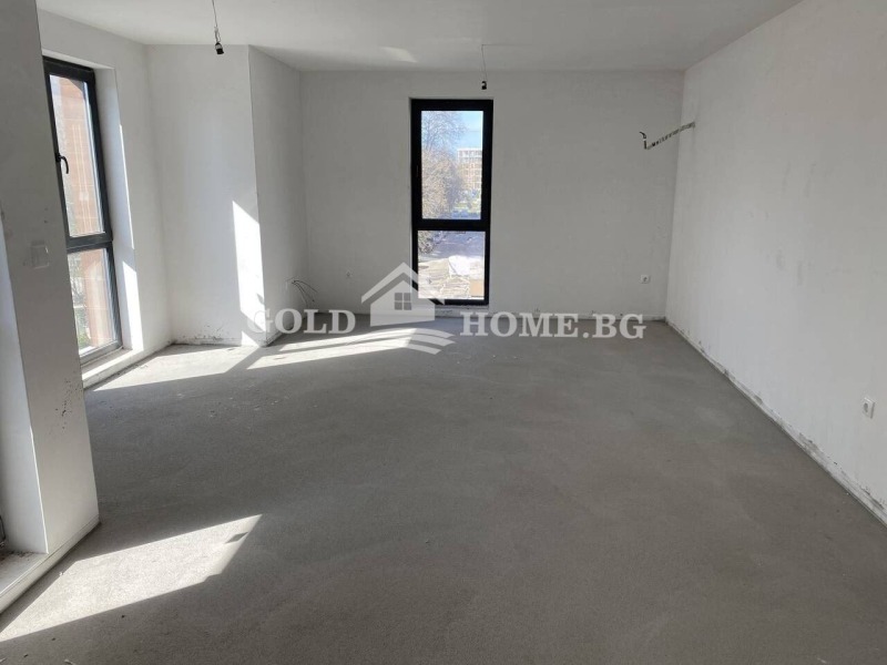 For Sale  2 bedroom Plovdiv , Kamenitsa 2 , 120 sq.m | 41951461