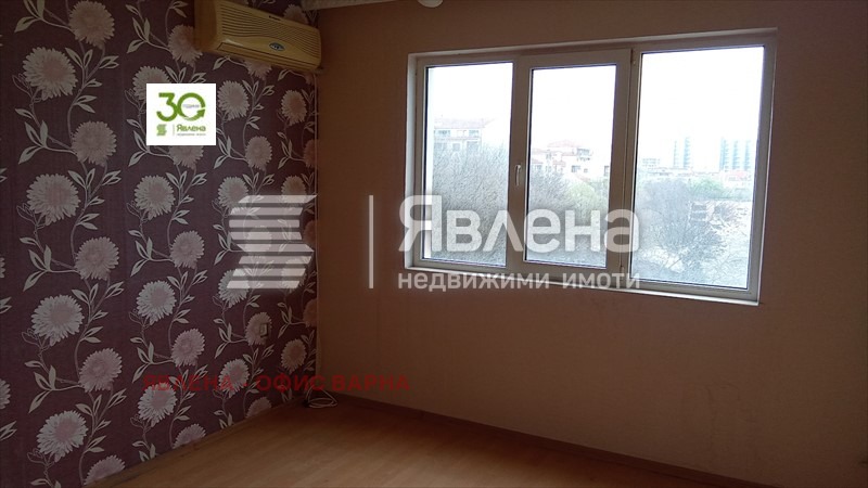 Eladó  3 hálószobás Varna , Vazrazsdane 1 , 96 négyzetméter | 43600240 - kép [2]