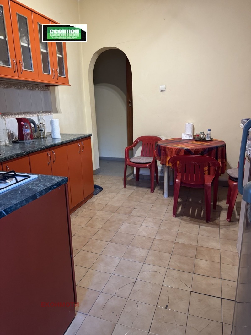 Продава 4-СТАЕН, гр. София, Център, снимка 6 - Апартаменти - 52629542