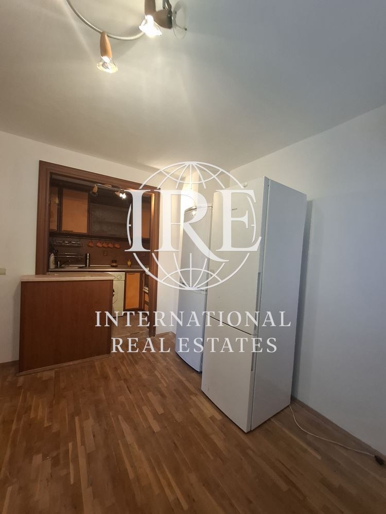 Продава 4-СТАЕН, гр. Варна, Окръжна болница-Генерали, снимка 2 - Апартаменти - 56733724