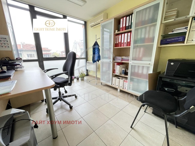 In vendita  Ufficio Plovdiv , Tsentar , 101 mq | 52970072 - Immagine [9]