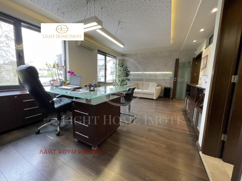 In vendita  Ufficio Plovdiv , Tsentar , 101 mq | 52970072 - Immagine [2]