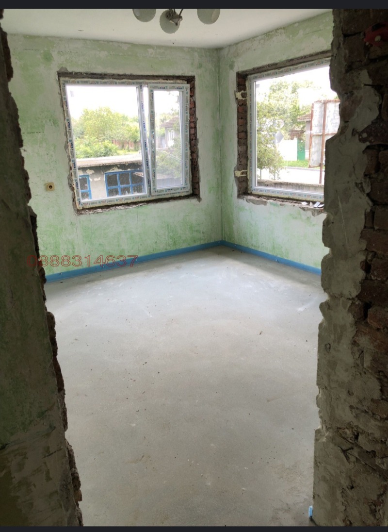 Продава КЪЩА, с. Иваново, област Русе, снимка 5 - Къщи - 53228270