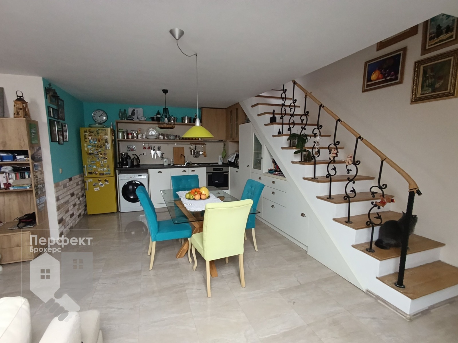 Продава 3-СТАЕН, гр. Велико Търново, Колю Фичето, снимка 2 - Апартаменти - 52976337