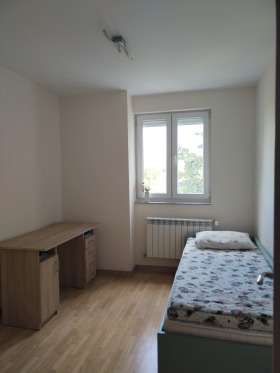 2 Schlafzimmer Druschba 3, Plewen 12