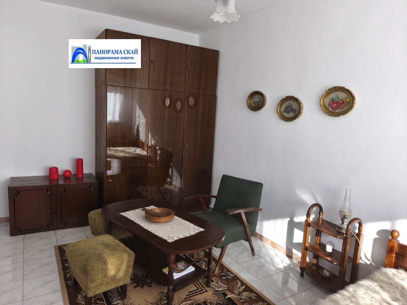 Продава 2-СТАЕН, гр. Плевен, Идеален център, снимка 2 - Апартаменти - 53074930