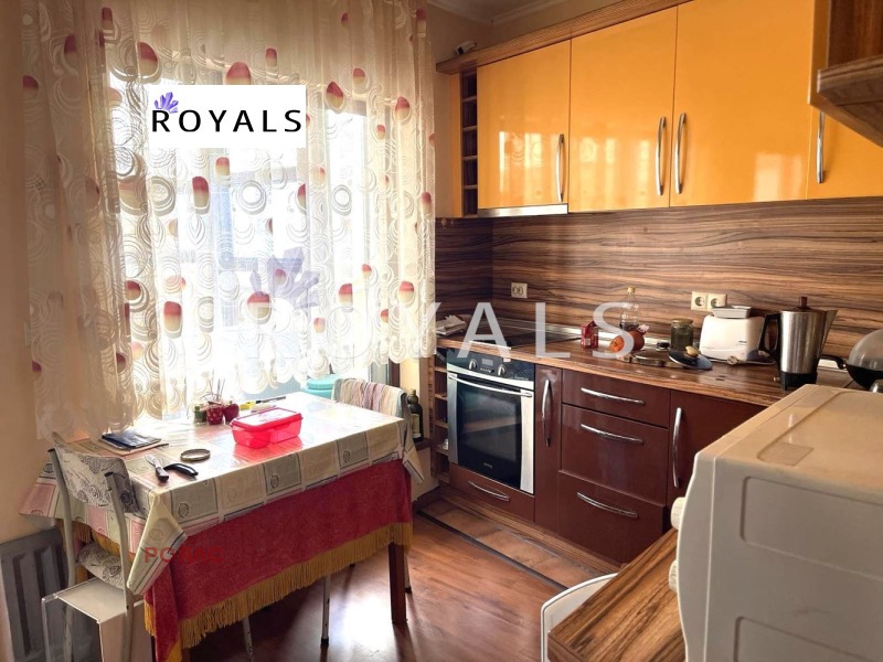 Продава  3-стаен град Варна , Аспарухово , 100 кв.м | 98016944