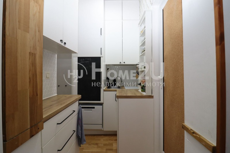 Myytävänä  Pienhuoneisto Sofia , Tsentar , 40 neliömetriä | 44395539